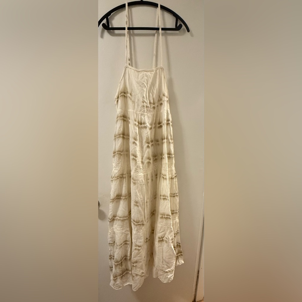 Elegant Cream Tie-Dye Dress